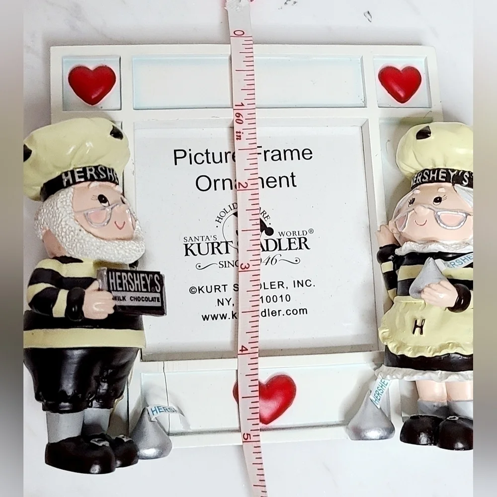KURT ADLER Hershey's Milk Chocolate Kisses 3D Picture Frame 2003 Valentines Day